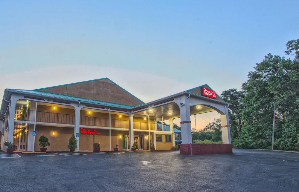 Red Roof Inn Crossville Exterior photo