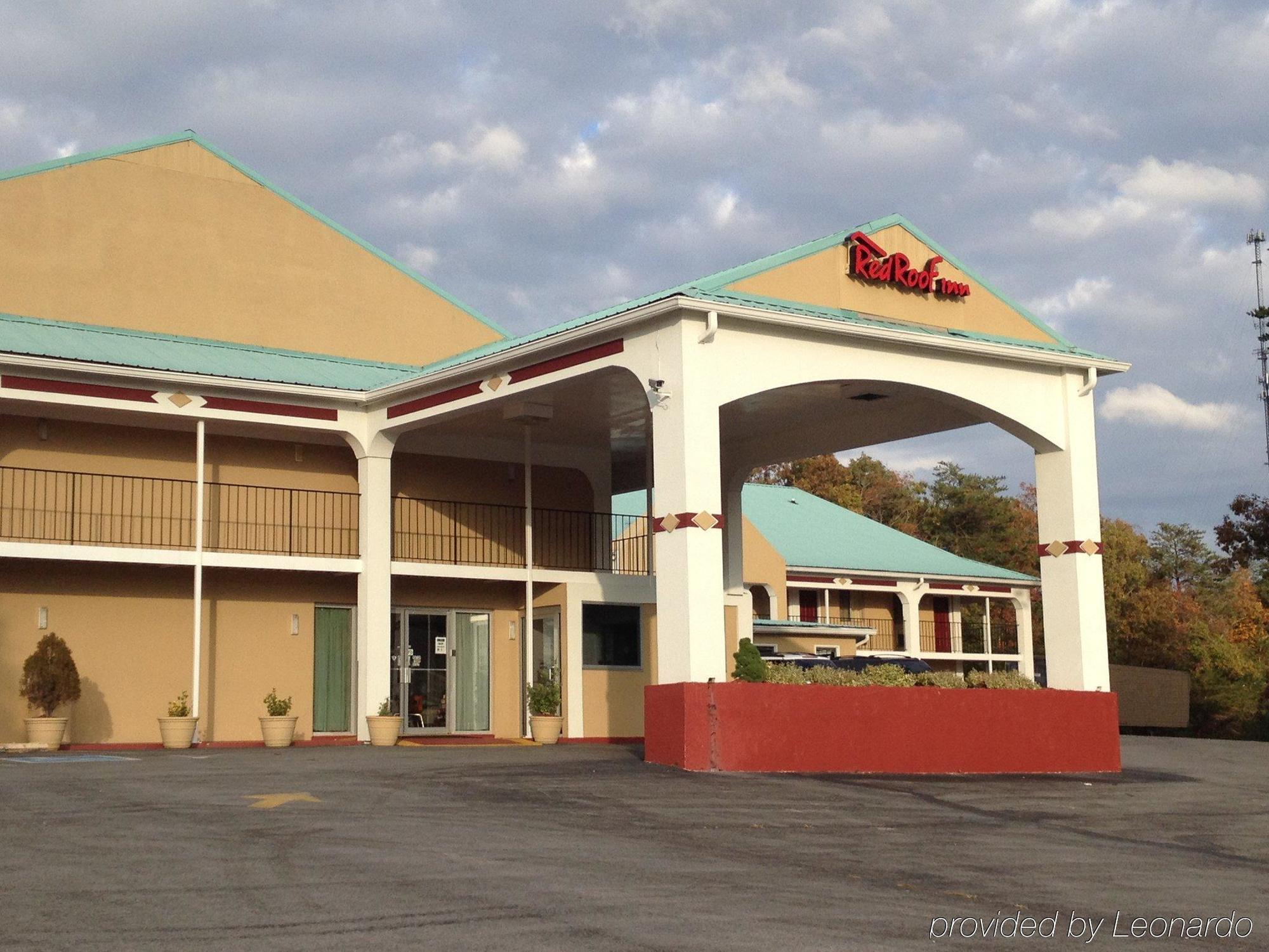 Red Roof Inn Crossville Exterior photo